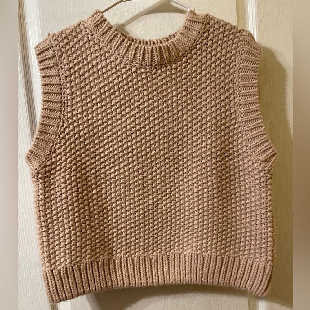 H&M crocheted top, pink, medium, high quality